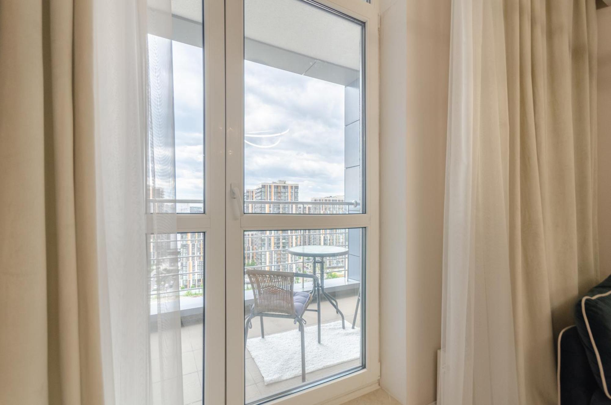 Petrovdom Apartments 267-373 In Rc Central Park, 7 John Mccain Street كييف المظهر الخارجي الصورة