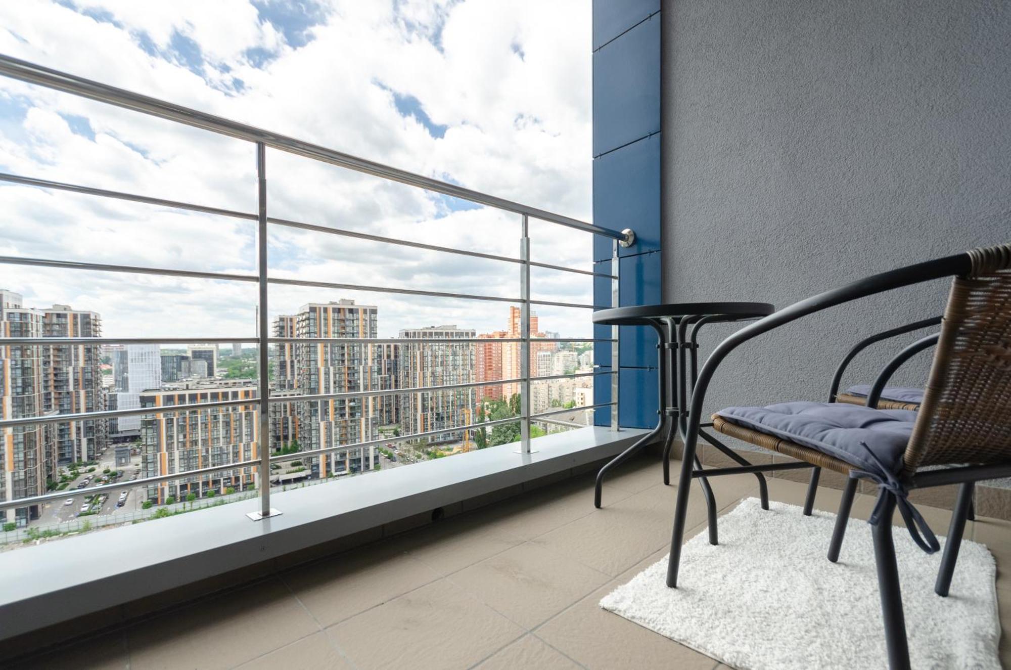 Petrovdom Apartments 267-373 In Rc Central Park, 7 John Mccain Street كييف المظهر الخارجي الصورة