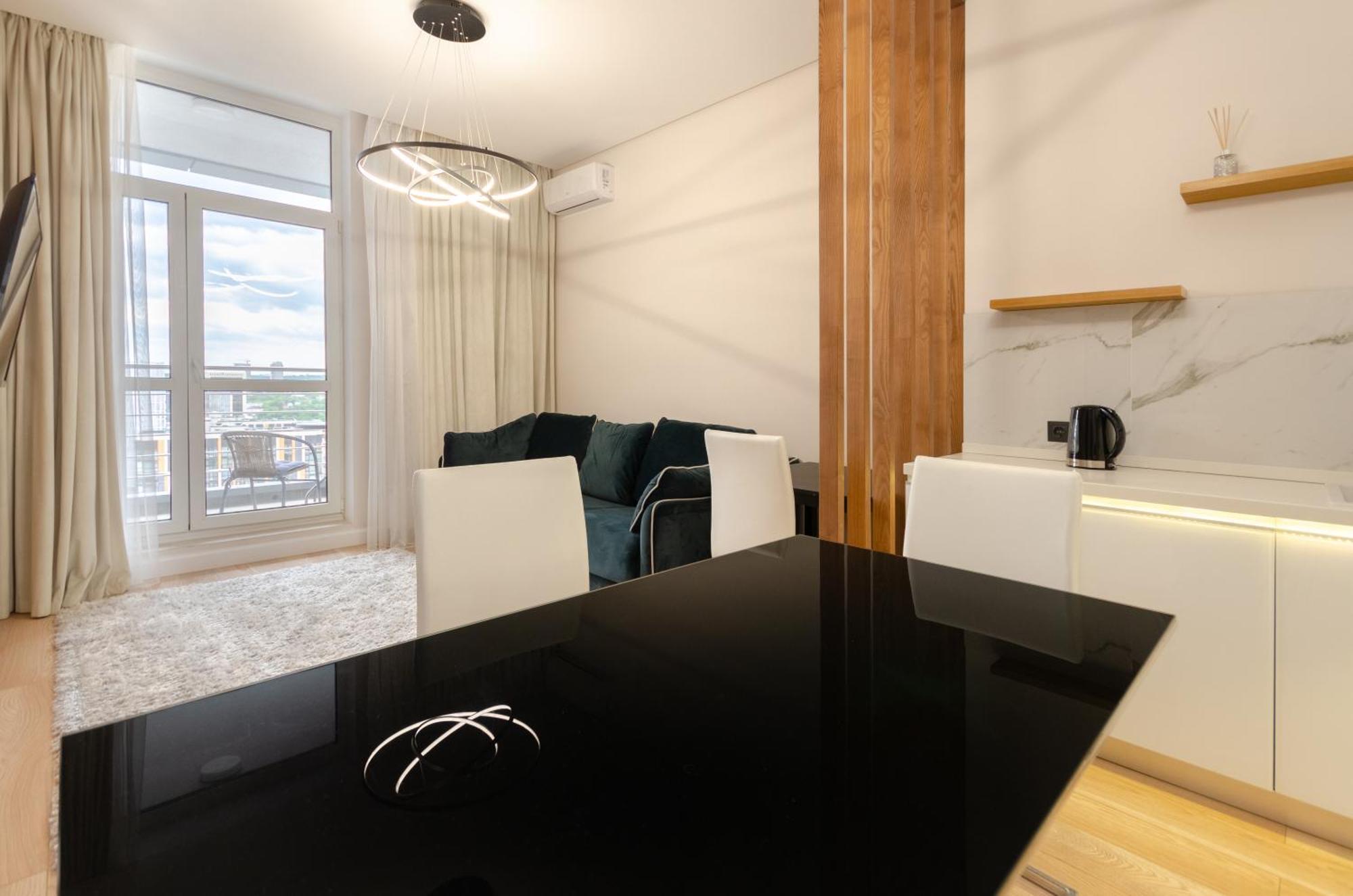 Petrovdom Apartments 267-373 In Rc Central Park, 7 John Mccain Street كييف المظهر الخارجي الصورة