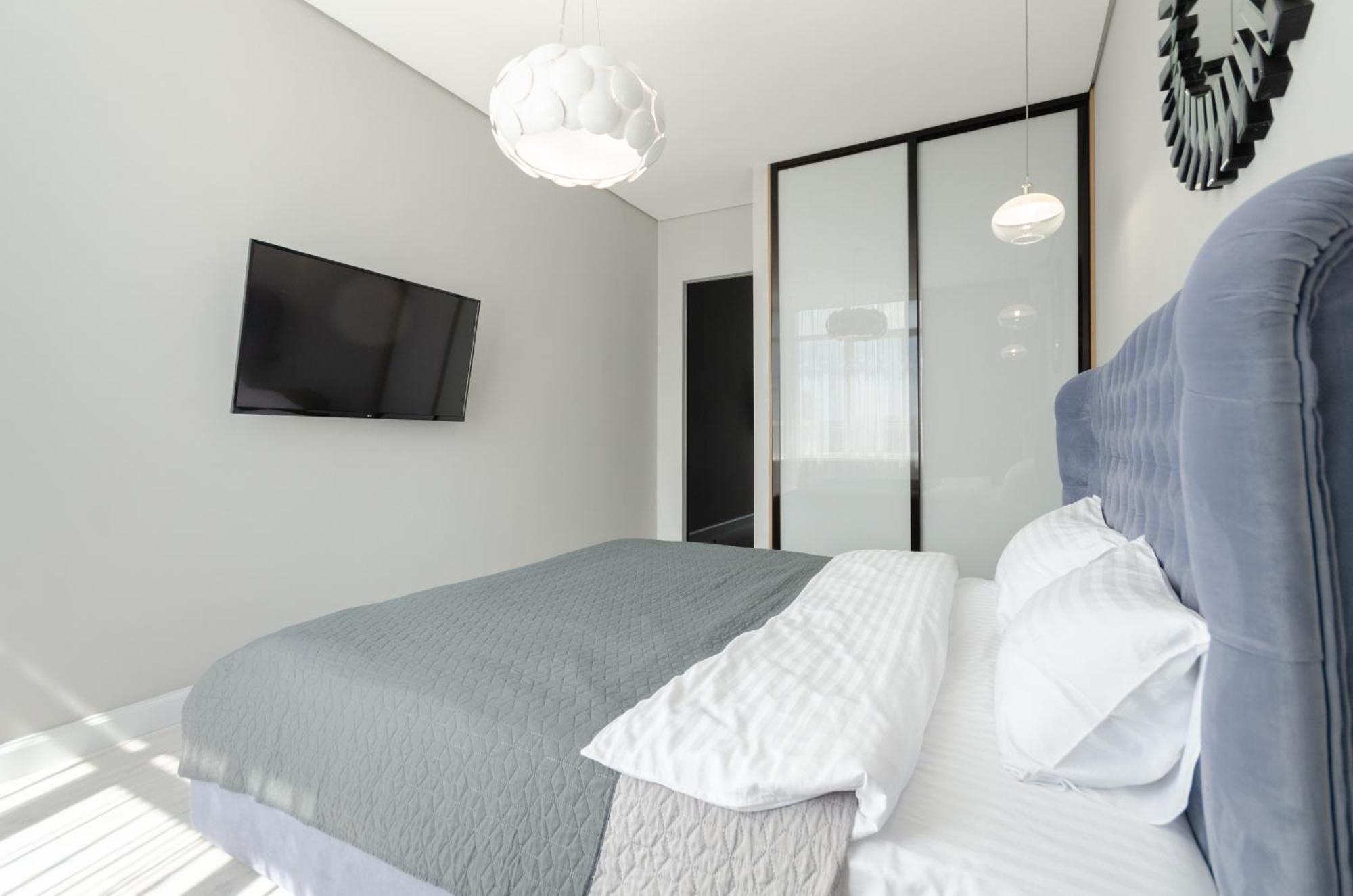 Petrovdom Apartments 267-373 In Rc Central Park, 7 John Mccain Street كييف المظهر الخارجي الصورة
