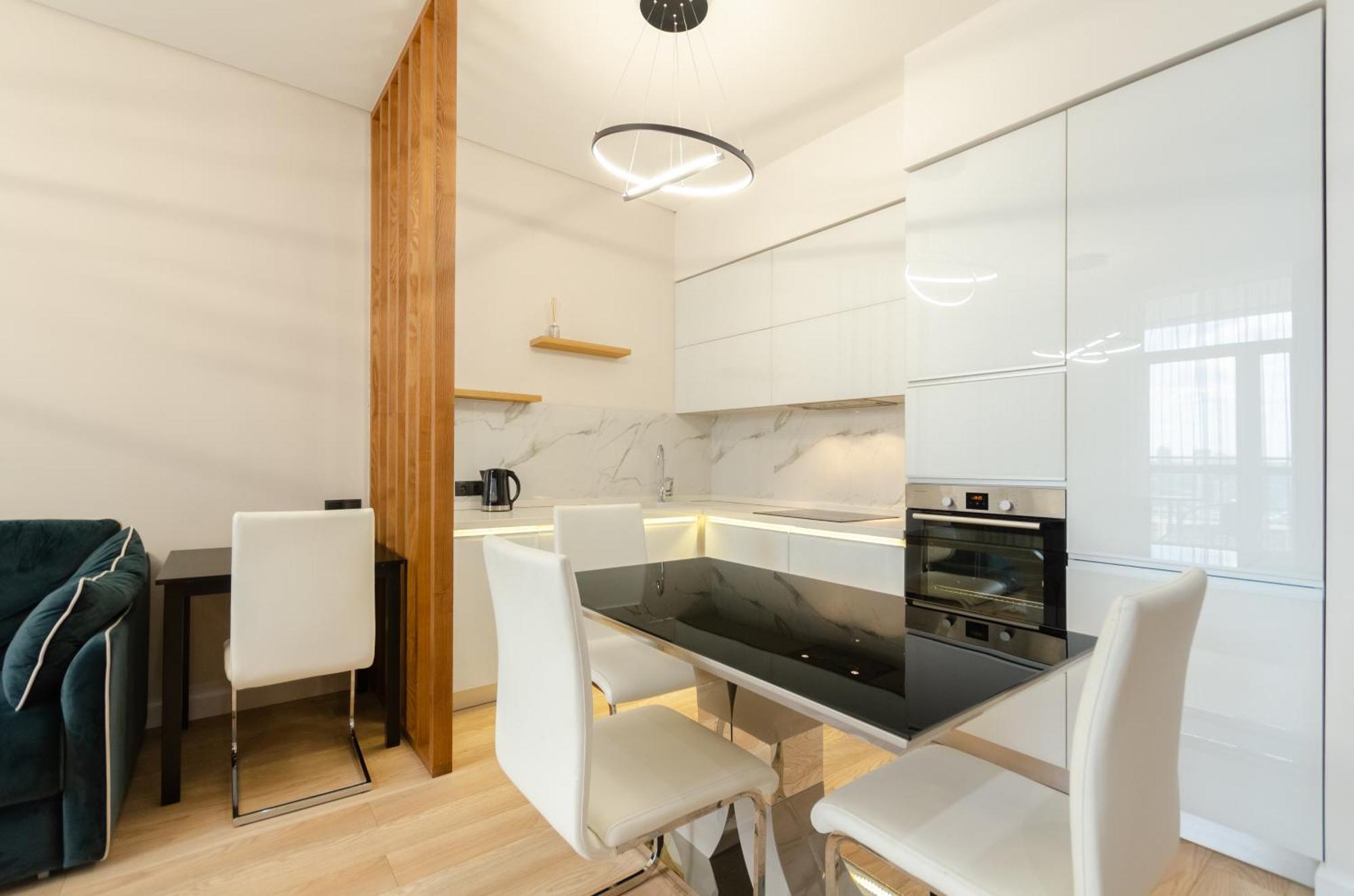 Petrovdom Apartments 267-373 In Rc Central Park, 7 John Mccain Street كييف المظهر الخارجي الصورة