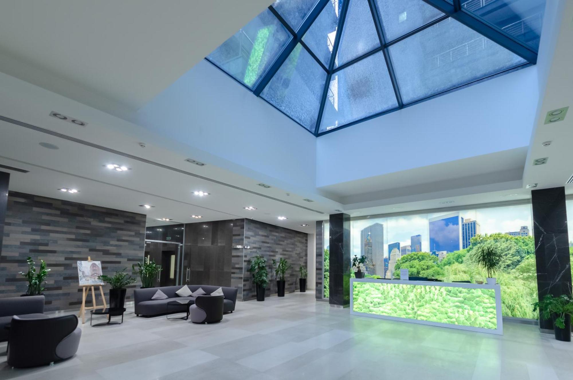 Petrovdom Apartments 267-373 In Rc Central Park, 7 John Mccain Street كييف المظهر الخارجي الصورة